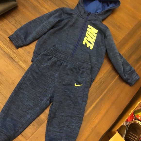 nike sweatsuit 18 months